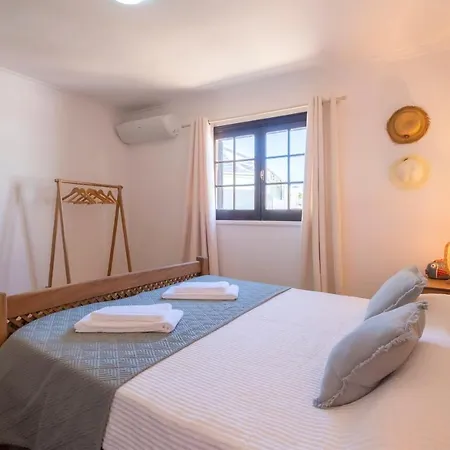 בית נופש Casa Do - New House! Cabouco